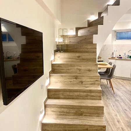 Seaside Comfy Apartment/ Palaio Faliro Athena Bagian luar foto