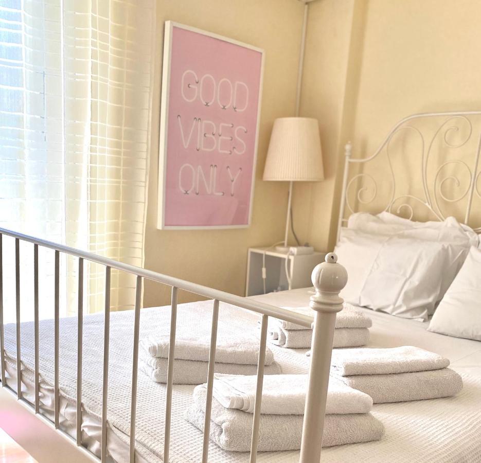 Seaside Comfy Apartment/ Palaio Faliro Athena Bagian luar foto