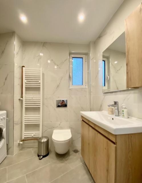 Seaside Comfy Apartment/ Palaio Faliro Athena Bagian luar foto