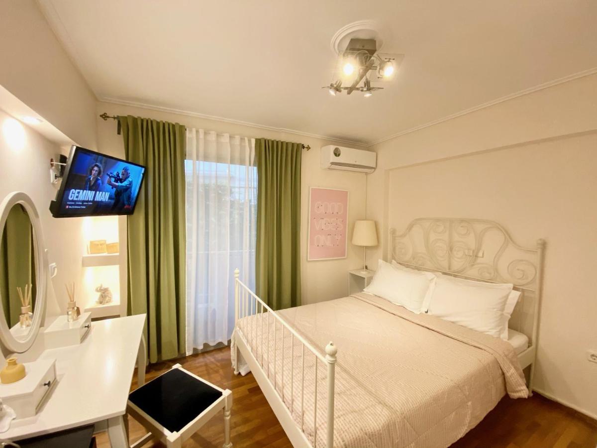 Seaside Comfy Apartment/ Palaio Faliro Athena Bagian luar foto